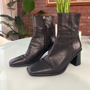 ALOHAS West Total Black boots size 38!